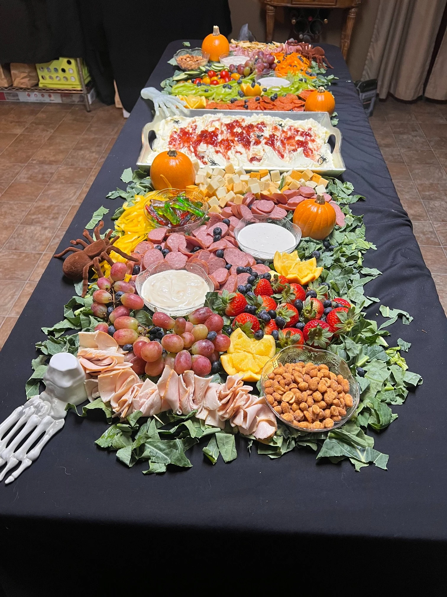 Long custom grazing table